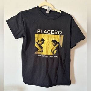 Placebo band tee